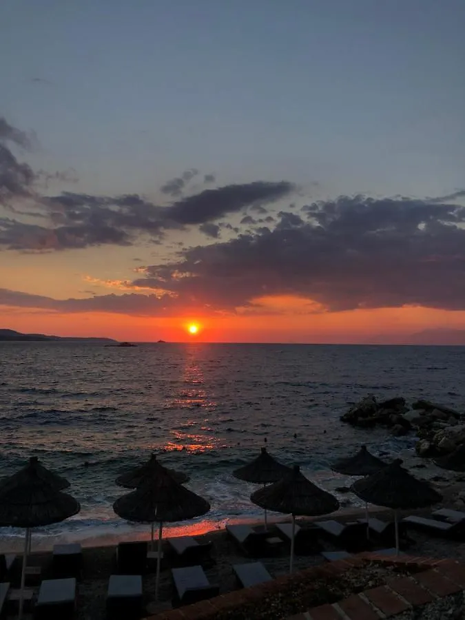 Dea Apartament Ksamil Tatil Evi